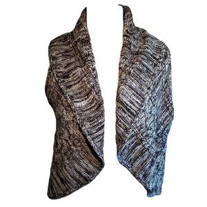 Its Our Time XL Black and White Tweed Knit Vest NWT 0967